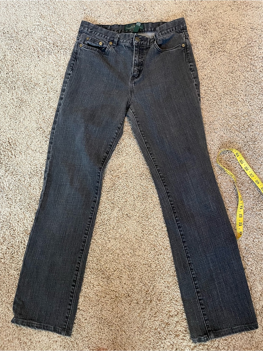 Ralph Lauren Woman’s Classic straight in Sz 6 gently used faded gray